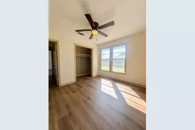 304 N Neches Street, Whitney, TX 76692 - Photo 10