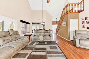 2722 Strother Dr, Garland, TX 75044 - Photo 4