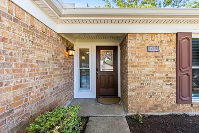 1933 Pin Oak Drive, Flower Mound, TX 75028 - Photo 2