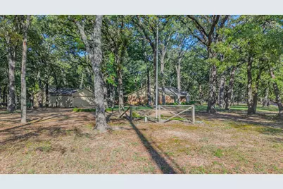 703 Private Road 3141, Greenville, TX 75402 - Photo 36