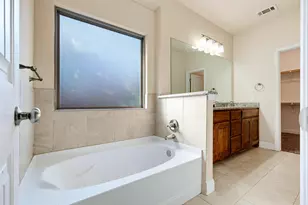 4721 Woodview Ln, Forest Hill, TX 76140 - Photo 14