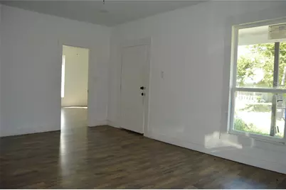 1613 Jones Street, Greenville, TX 75401 - Photo 6