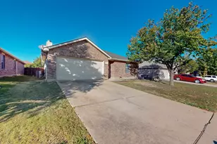 1449 Waterford Dr, Little Elm, TX 75068 - Photo 2