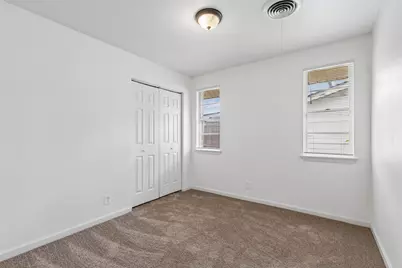 1723 Carlisle Street, Irving, TX 75062 - Photo 14