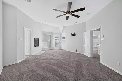 512 Renfro Court, Irving, TX 75063 - Photo 12