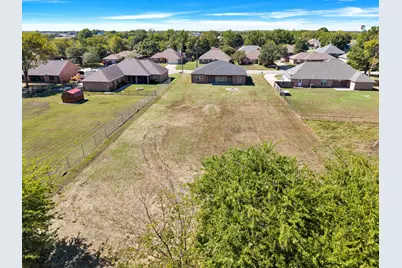 2204 Albert Broadfoot Street, Bonham, TX 75418 - Photo 26