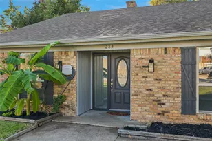283 Somerset Cir, Bedford, TX 76022 - Photo 2