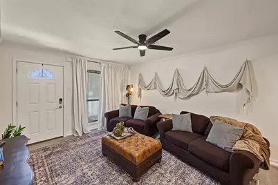 5537 Wheaton Drive, Fort Worth, TX 76133 - Photo 2