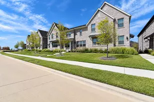2520 Red Tailed Hawk Ln, McKinney, TX 75071 - Photo 2