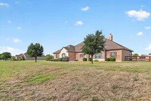5640 Wilton Terrace, Dish, TX 76247 - Photo 6