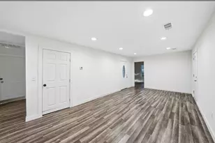 1103 Bell Dr, Greenville, TX 75401 - Photo 6