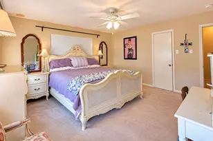 10734 Candlewood Dr, Houston, TX 77042 - Photo 16