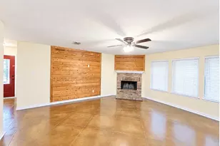 1012 Triple Crown Dr, Fort Worth, TX 76179 - Photo 8