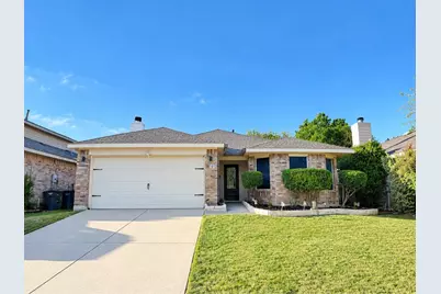 1012 Triple Crown Drive, Fort Worth, TX 76179 - Photo 1