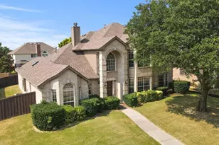 1056 E Seminole Trail, Carrollton, TX 75007 - Photo 2