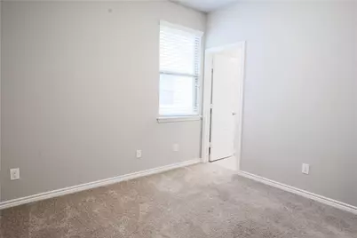 2605 McCart Avenue, Fort Worth, TX 76110 - Photo 22