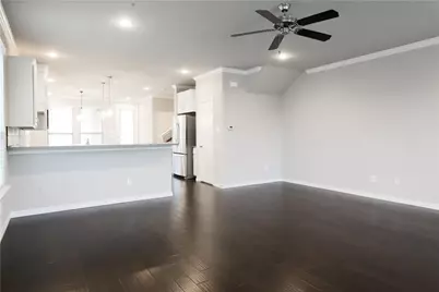 2605 McCart Avenue, Fort Worth, TX 76110 - Photo 6