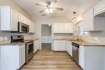5024 Prairie Creek Trail, Fort Worth, TX 76179 - Photo 14