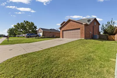 1823 Barbados Drive, Mansfield, TX 76063 - Photo 6