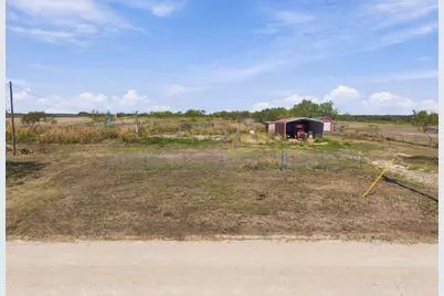 9408 County Road 2220, Barry, TX 75102 - Photo 4