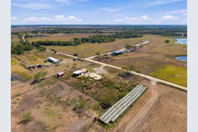 9408 County Road 2220, Barry, TX 75102 - Photo 6