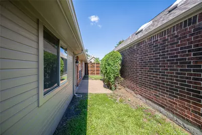 6116 Park Meadow Lane, Plano, TX 75093 - Photo 18