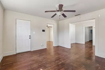 1217 Verbena Street, Fort Worth, TX 76104 - Photo 4