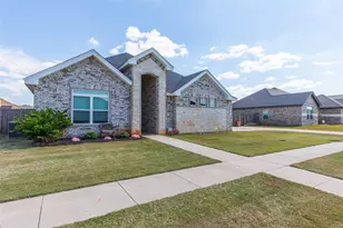 6717 Red Yucca Rd, Abilene, TX 79606 - Photo 2