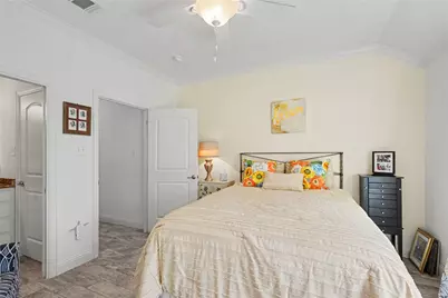 116 E 8th Street, Irving, TX 75060 - Photo 26
