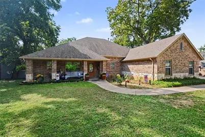 116 E 8th Street, Irving, TX 75060 - Photo 8