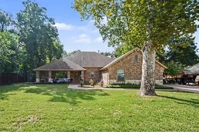 116 E 8th Street, Irving, TX 75060 - Photo 6