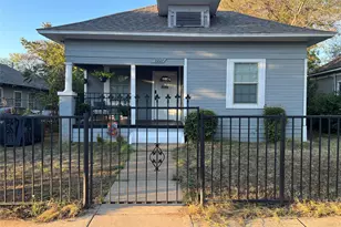 3227 Avenue I, Fort Worth, TX 76105 - Photo 2