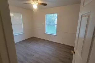 1092 W Elm St, Stephenville, TX 76401 - Photo 16