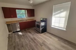 1092 W Elm St, Stephenville, TX 76401 - Photo 22