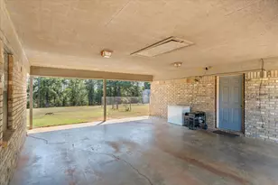 1070 Co Rd 3772, Queen City, TX 75572 - Photo 24