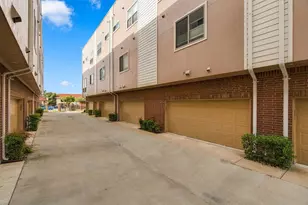 101 Decker Ct, Irving, TX 75062 - Photo 26