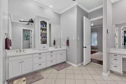 111 Clear Creek Drive, Sunset, TX 76270 - Photo 14
