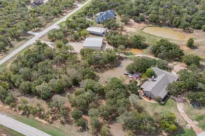 111 Clear Creek Drive, Sunset, TX 76270 - Photo 38
