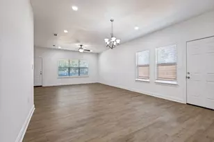 4224 Colonial Ave, Dallas, TX 75215 - Photo 4