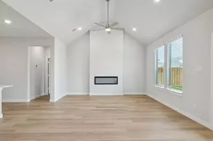 10628 Blakely Crk Rd, Fort Worth, TX 76126 - Photo 12