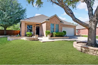 2600 Winterberry Lane, Little Elm, TX 75068 - Photo 2