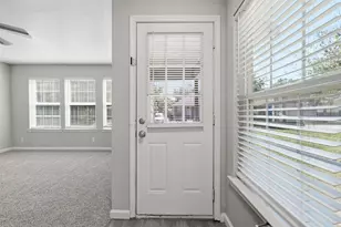 205 Olive St, Cleburne, TX 76031 - Photo 2