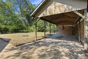 205 Olive St, Cleburne, TX 76031 - Photo 22