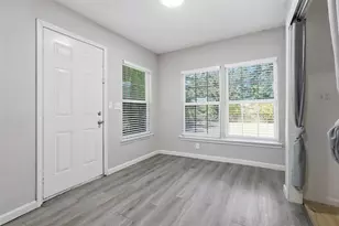 205 Olive St, Cleburne, TX 76031 - Photo 12