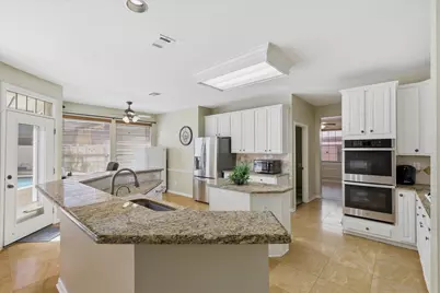 8905 High Meadows Drive, Plano, TX 75025 - Photo 10