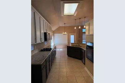 7804 Brook Meadow Lane, Fort Worth, TX 76133 - Photo 2