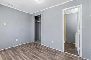 2732 Avenue I, Fort Worth, TX 76105 - Photo 18