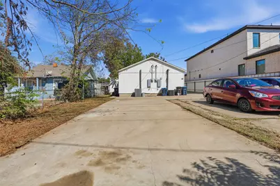 2732 Avenue I #B, Fort Worth, TX 76105 - Photo 22