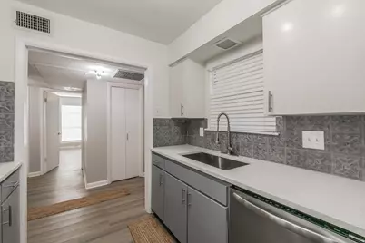 4901 Bryce Avenue #A, Fort Worth, TX 76107 - Photo 6