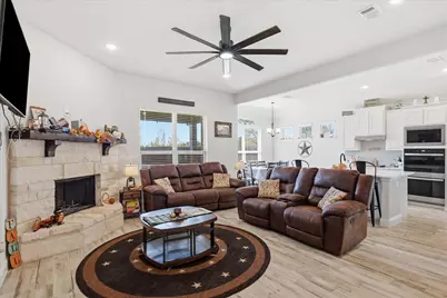 804 Mary Lee Lane, Collinsville, TX 76233 - Photo 6